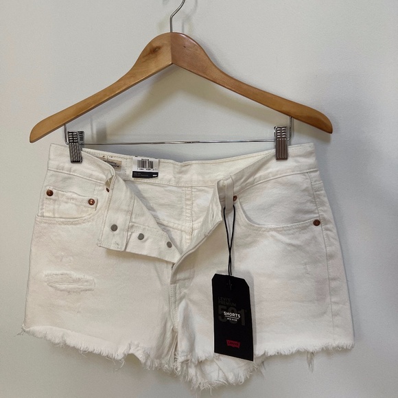Levi's 501 White Cut-Off Jean Shorts Size 29 - Picture 1 of 6